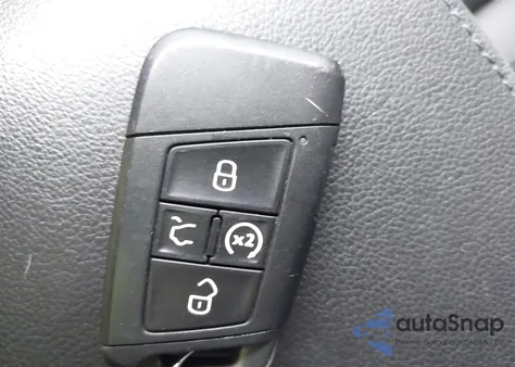 2018 Volkswagen Tiguan 2.0T Se/2.0T Sel z USA, uszkodzony, nr VIN 3VV2B7AX5JM096411